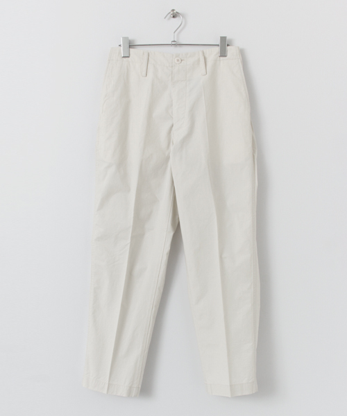 URBAN RESEARCH DOORS MENS（アーバンリサーチ ドアーズ メンズ）の「FORK＆SPOON ライトウェイトクロップドトラウザー（その他パンツ・メンズ・ホワイト/ネイビー/ベージュ・40/38）」の12枚目の写真