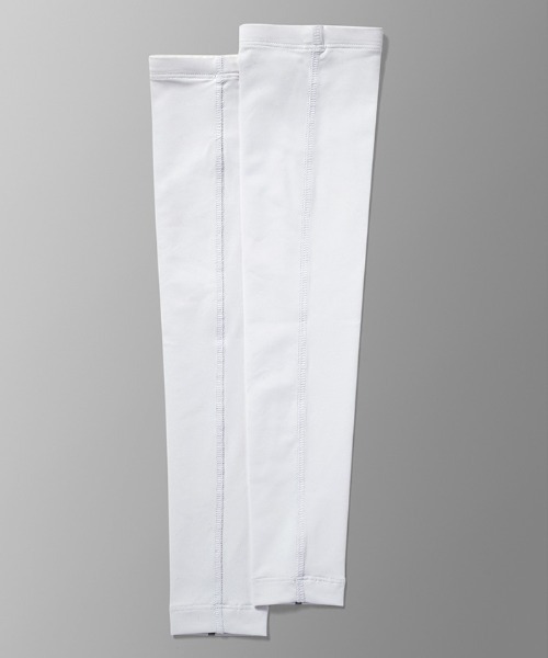 DESCENTE GOLF（デサントゴルフ）の「UVアームカバー（アームカバー・メンズ・ホワイト/ブラック・F）」の8枚目の写真