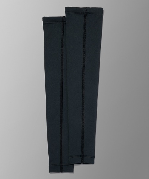 DESCENTE GOLF（デサントゴルフ）の「UVアームカバー（アームカバー・メンズ・ホワイト/ブラック・F）」の5枚目の写真