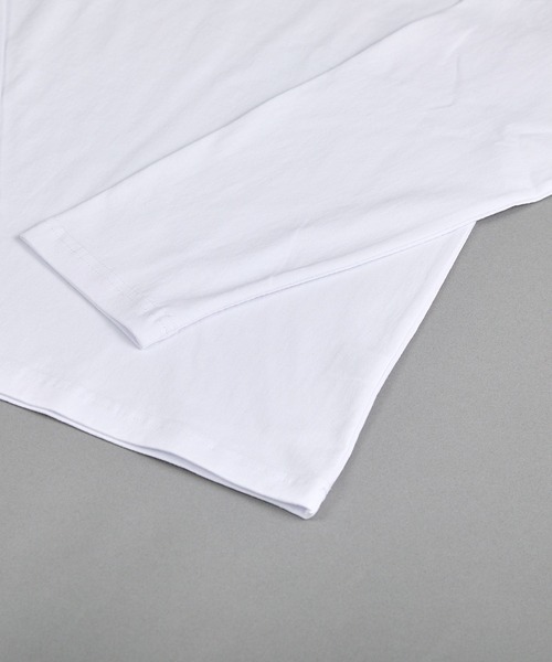 VIBGYOR(ヴィブジョー)の「ヘヴィウェイト天竺 プリント 長袖 クルーネック(Tシャツ/カットソー・メンズ・ホワイト/ブラック・MEDIUM/LARGE)」の5枚目の写真