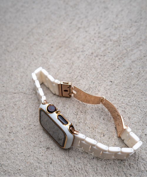 zandy(ズィーアンドワイ)の「zandy ズィーアンドワイ Apple Watch ケース&ベルトセット【ツヤハードケース】 アップルウォッチカバー& 天然樹脂ベルト //// set7(デジタル腕時計・レディース・レオパード/ホワイト×ホワイト/ブラック×ブラック/ブラウン系その他/ブルー系その他/ネイビー/グリーン/ホワイト×ネイビー・S/M)」の2枚目の写真