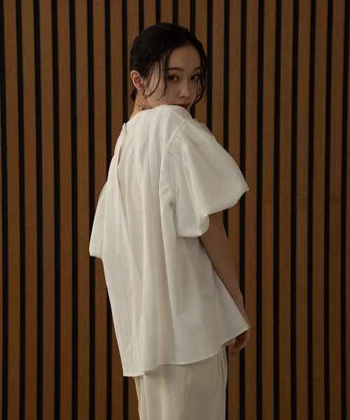 トップス i_am volume tulle blouse I_am（アイアム）の「volume tulle gather blouse / ボリューム