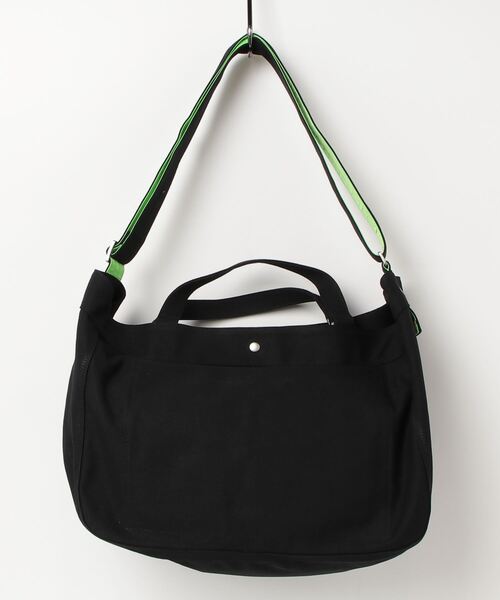 ADAM PATEK(アダムパテック)の「【ADAMPATEK/アダムパテック】news paper bag/ニュースペーパーバッグ(ショルダーバッグ・レディース・ブラック/ホワイト・FREE)」の6枚目の写真