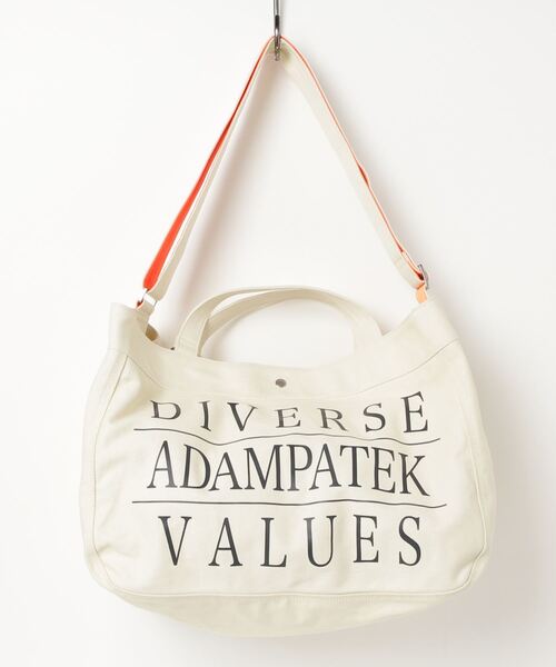 ADAM PATEK(アダムパテック)の「【ADAMPATEK/アダムパテック】news paper bag/ニュースペーパーバッグ(ショルダーバッグ・レディース・ブラック/ホワイト・FREE)」の21枚目の写真