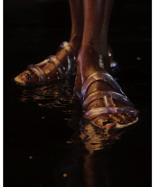 melissa（メリッサ）の「MELISSA X TELFAR JELLY SLIDE（サンダル・レディース・クリア/ブラック/ブラウン/ピンク・37/38/39/40/35-36/41-42）」の9枚目の写真