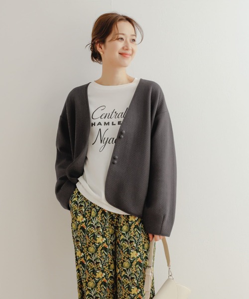 URBAN RESEARCH DOORS（アーバンリサーチドアーズ）の「キルトVネックジャケット（その他アウター・レディース・アイボリー/チャコールグレー・MEDIUM）」の22枚目の写真