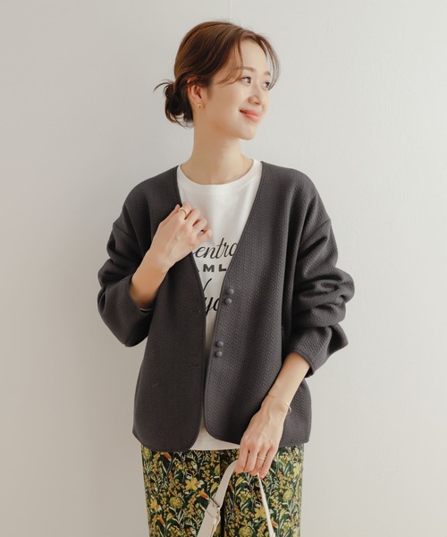 URBAN RESEARCH DOORS（アーバンリサーチドアーズ）の「キルトVネックジャケット（その他アウター・レディース・アイボリー/チャコールグレー・MEDIUM）」の21枚目の写真