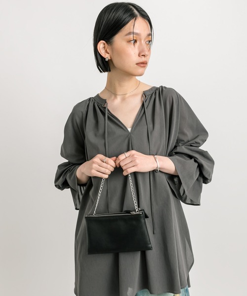 RIVE DROITE(リヴドロワ)の「レザーマルチポシェット(ショルダーバッグ・レディース・ブラック/シルバー・FREE)」の4枚目の写真