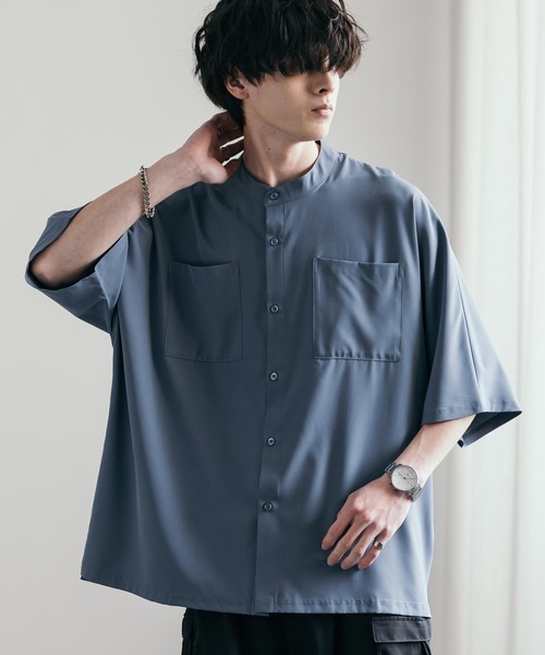 Rocky Monroe(ロッキーモンロー)の「接触冷感オーバーサイズバンドカラードルマンシャツ(シャツ/ブラウス・メンズ・ホワイト/チャコール/ブラック/ブルー・XL/L/M)」の4枚目の写真