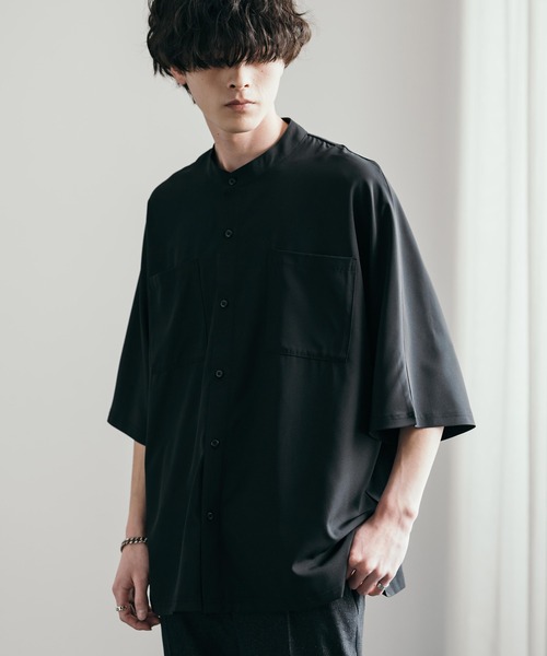 Rocky Monroe(ロッキーモンロー)の「接触冷感オーバーサイズバンドカラードルマンシャツ(シャツ/ブラウス・メンズ・ホワイト/チャコール/ブラック/ブルー・XL/L/M)」の6枚目の写真