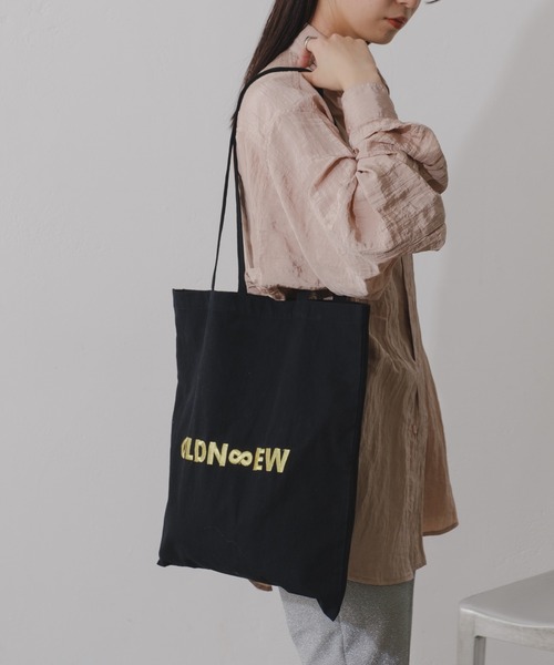 Kastane（カスタネ）の「【A4/PCサイズ】カラーマルチトートBAG（トートバッグ・レディース・アイボリー/ブラック/ライトグレー/ライム/サーモンピンク・FREE）」の13枚目の写真