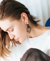 YECCA VECCA | アセチペンタゴンイヤリング(イヤリング)