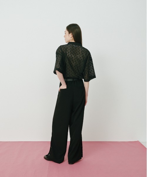 KACCO（カッコ）の「《ユニセックスアイテム》SHEER LACE SHIRTS / レースシアーシャツ（シャツ/ブラウス・メンズ・ホワイト/ブラック・LARGE/MEDIUM/SMALL）」の4枚目の写真