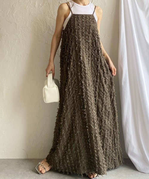 She's Closet(シーズクローゼット)の「ロング丈カットフリンジジャガードキャミワンピース(ワンピース・レディース・ブラウン/アイボリー/ブラック・FREE)」の3枚目の写真
