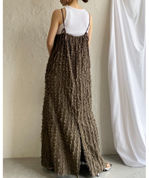 She's Closet(シーズクローゼット)の「ロング丈カットフリンジジャガードキャミワンピース(ワンピース・レディース・ブラウン/アイボリー/ブラック・FREE)」の14枚目の写真