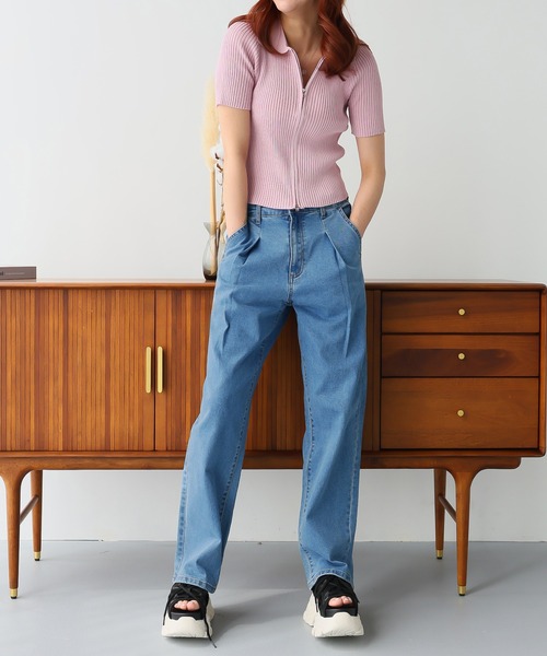 Doula Doula（ドゥーラドゥーラ）の「タックワイドデニムパンツ（デニムパンツ・レディース・ブルー/ライトブルー/インディゴブルー・S/M/L）」の7枚目の写真