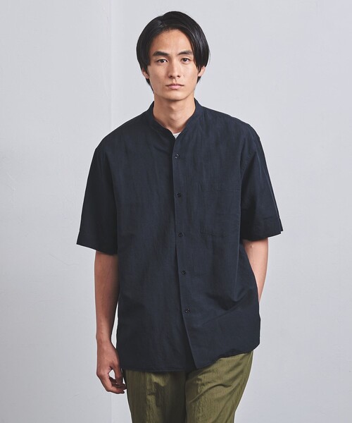 UNITED ARROWS(ユナイテッドアローズ)の「Moldivaa ショートスリーブ バンドカラーシャツ(シャツ/ブラウス・メンズ・ホワイト/ネイビー/その他1・S/M/L/XL)」の2枚目の写真