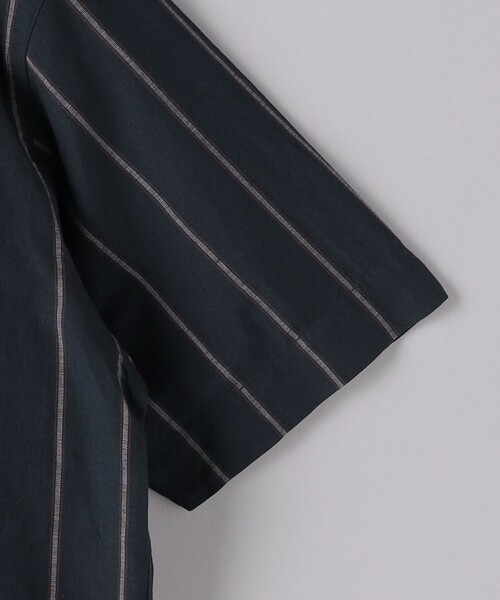 UNITED ARROWS(ユナイテッドアローズ)の「Moldivaa ショートスリーブ バンドカラーシャツ(シャツ/ブラウス・メンズ・ホワイト/ネイビー/その他1・S/M/L/XL)」の13枚目の写真