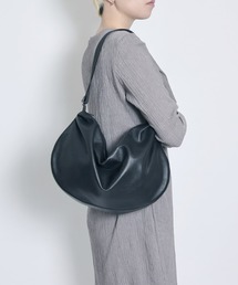 【YArKA/ヤーカ】real leather big tuck design shoulder bag [tdht3] / リアルレザータックデザインショルダーバッグ