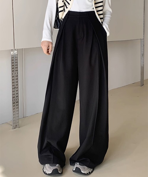 c.u.l(シーユーエル)の「ハイウエストパンツ ドレープルーズスラックス culw710(スラックス・レディース・ブラック/グレー/ブラウン・L/M)」の2枚目の写真