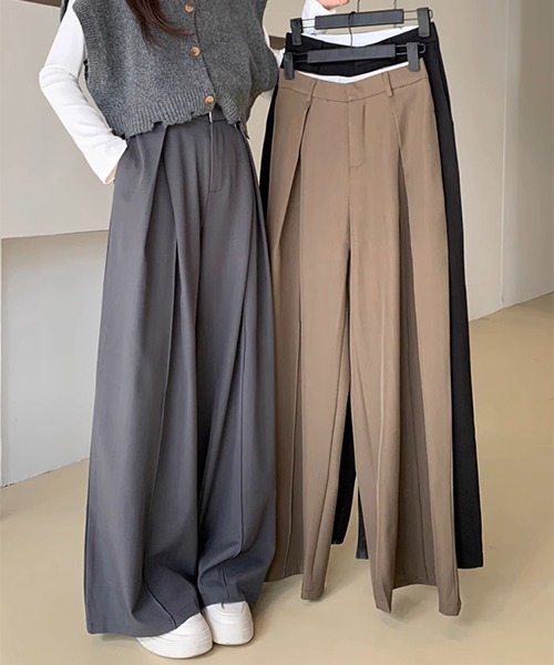 c.u.l(シーユーエル)の「ハイウエストパンツ ドレープルーズスラックス culw710(スラックス・レディース・ブラック/グレー/ブラウン・L/M)」の4枚目の写真