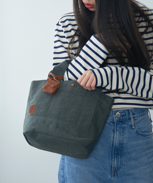 toleur（トーラ）の「【toleur】ウォッシュナイロントート 11948 ※（トートバッグ・レディース・ベージュ/ダークグレー/ブラック/カーキ・FREE）」の10枚目の写真