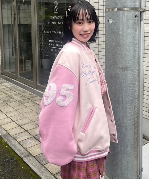 Candy Stripper（キャンディストリッパー）の「CANDYS CLUB STADIUM ジャンパー（スタジャン・レディース・オフホワイト/ライトピンク・2）」の20枚目の写真