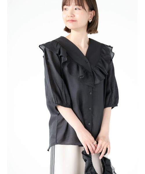 Lugnoncure（ルノンキュール）の「Vネックフリルブラウス（シャツ/ブラウス・レディース・ベージュ/ブラック/オフホワイト・F）」の3枚目の写真