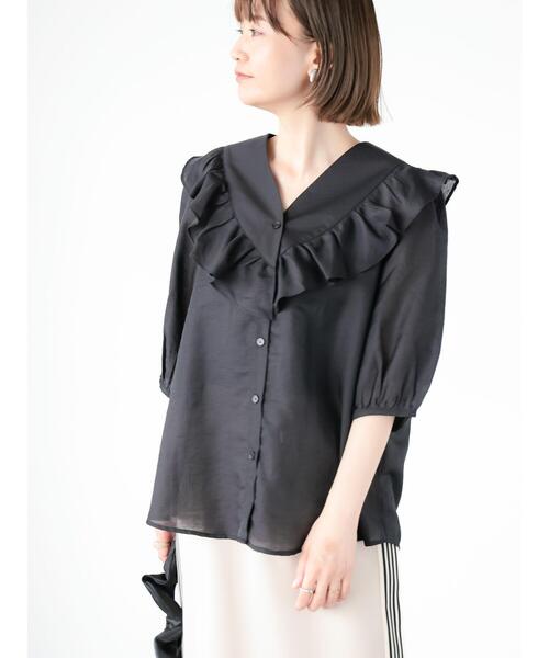 Lugnoncure（ルノンキュール）の「Vネックフリルブラウス（シャツ/ブラウス・レディース・ベージュ/ブラック/オフホワイト・F）」の5枚目の写真