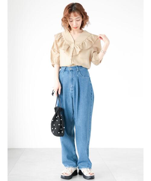 Lugnoncure（ルノンキュール）の「Vネックフリルブラウス（シャツ/ブラウス・レディース・ベージュ/ブラック/オフホワイト・F）」の11枚目の写真