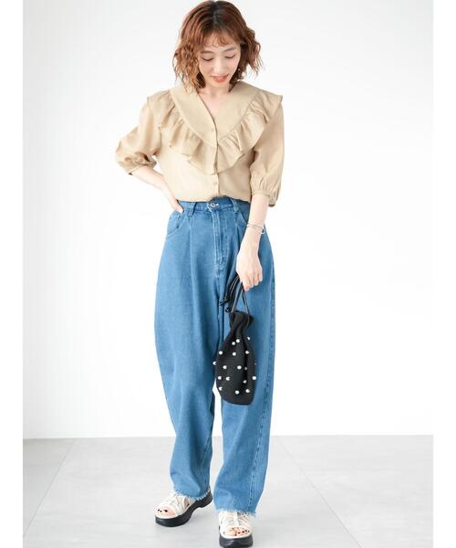 Lugnoncure（ルノンキュール）の「Vネックフリルブラウス（シャツ/ブラウス・レディース・ベージュ/ブラック/オフホワイト・F）」の12枚目の写真