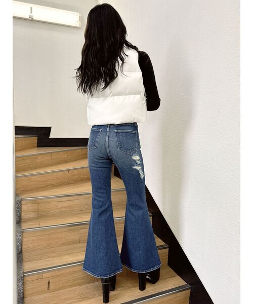 GYDA(ジェイダ)の「GYGYフェイクレザー中綿ショートベスト(ベスト・レディース・ブラック/オフホワイト・FREE)」の13枚目の写真