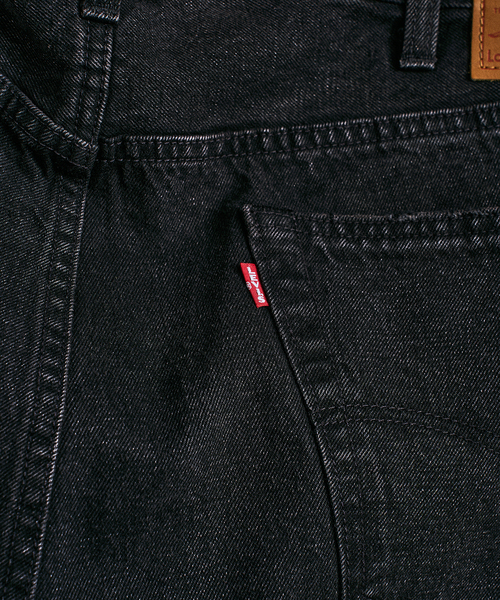 Levi's(リーバイス)の「Levi’s(リーバイス) 30th 別注 501(R) BLACK L26(デニムパンツ・メンズ・ブラック・44/40)」の8枚目の写真