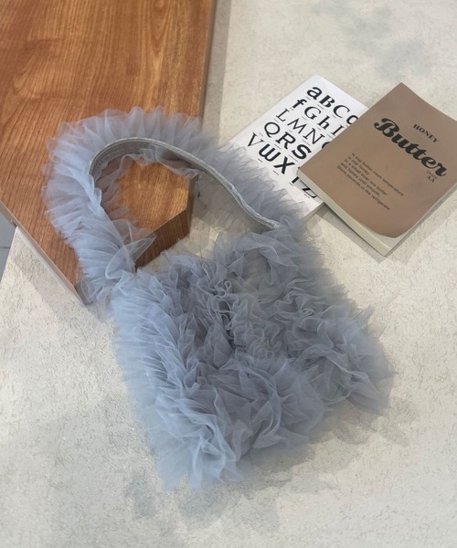 LA VORAGINE（ラ ヴォラジネ）の「全体チュールフリル　大人可愛いハンドバッグ（ハンドバッグ・レディース・ホワイト/ベージュ/ブラック/グレー・FREE）」の12枚目の写真