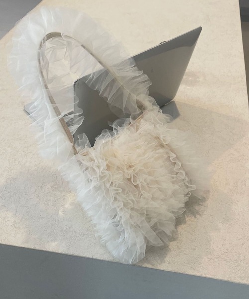 LA VORAGINE（ラ ヴォラジネ）の「全体チュールフリル　大人可愛いハンドバッグ（ハンドバッグ・レディース・ホワイト/ベージュ/ブラック/グレー・FREE）」の10枚目の写真