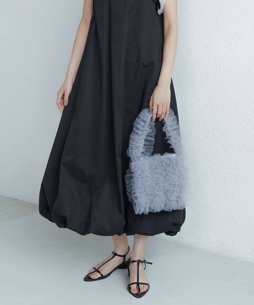 LA VORAGINE（ラ ヴォラジネ）の「全体チュールフリル　大人可愛いハンドバッグ（ハンドバッグ・レディース・ホワイト/ベージュ/ブラック/グレー・FREE）」の17枚目の写真