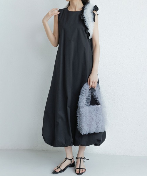 LA VORAGINE（ラ ヴォラジネ）の「全体チュールフリル　大人可愛いハンドバッグ（ハンドバッグ・レディース・ホワイト/ベージュ/ブラック/グレー・FREE）」の19枚目の写真