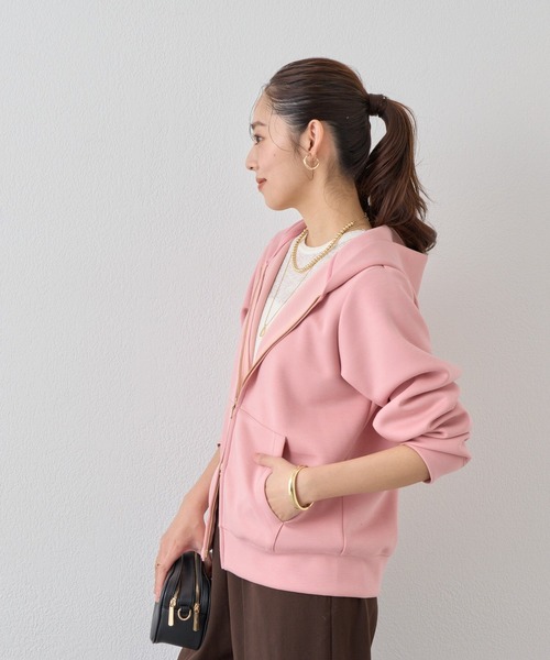 un dix cors（アンディコール）の「《羽織にも一枚着にも◎》ダンボールコンパクトパーカー（パーカー・レディース・アイボリー/ブラック/ライトグレー/ネイビー/モカ/ピンク・FREE）」の9枚目の写真