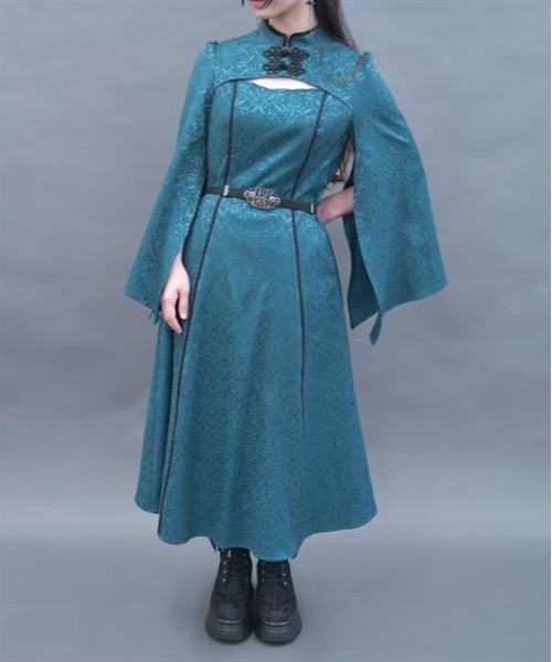 【値下げ中】axes femme POETIQUE チャイナスリット袖ワンピース axes femme POETIQUE（アクシーズファムポエティック）の