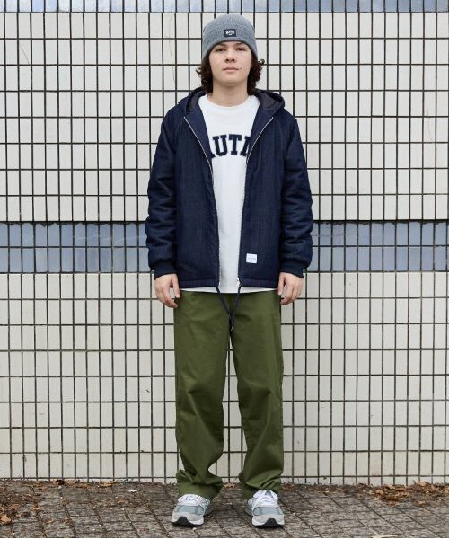 NAUTICA(ノーティカ)の「【大人向けサイズあり】【NAUTICA】フロントロゴアップリケ刺繍長袖Tシャツ(Tシャツ/カットソー・キッズ・ブラック/ホワイト/グリーン・M/L/XL)」の6枚目の写真