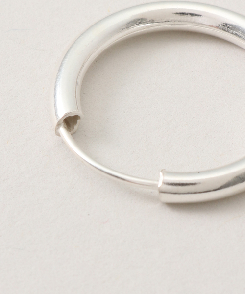 JOURNAL STANDARD relume（ジャーナルスタンダード　レリューム）の「RELUME プレーンフープピアス（ピアス（両耳用）・レディース・シルバー・FREE）」の3枚目の写真