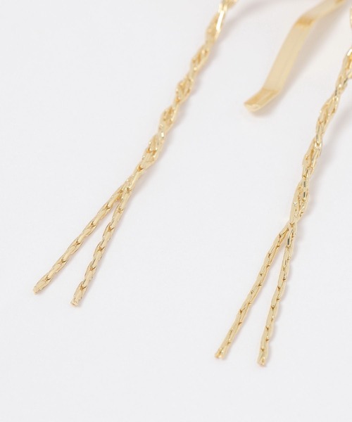 FOREVER 21（フォーエバー トゥエンティーワン）の「リボンヘアカフ（バレッタ/ヘアクリップ・レディース・ゴールド・FREE）」の5枚目の写真