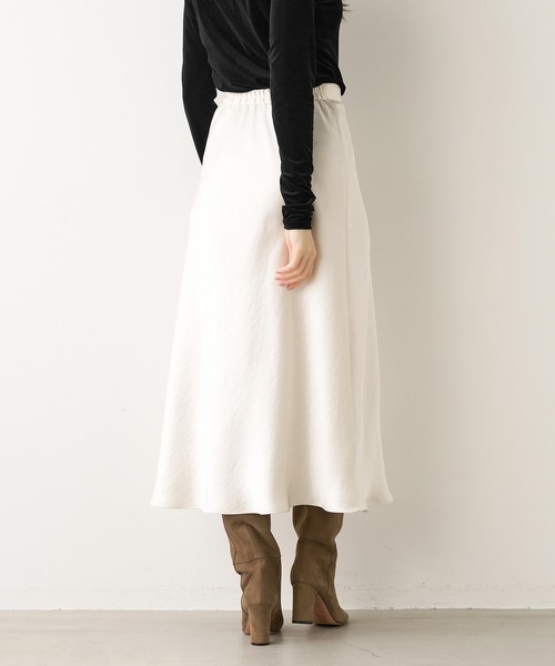 MICA&DEAL（マイカ＆ディール）の「シャイニーバイアススカート