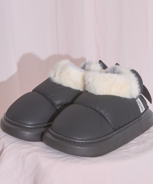 tocco closet（トッコ　クローゼット）の「【ZOZO限定】リボンファースノーブーツ（ブーツ・レディース・ブラック/アイボリー・M/L）」の2枚目の写真