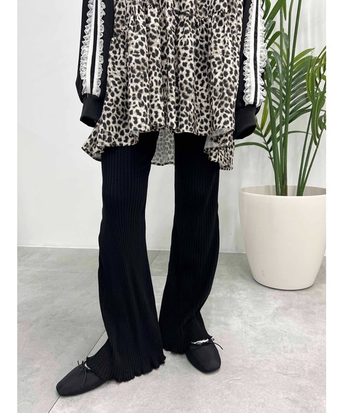 WC(ダブル シー)の「太リブフレアパンツ(その他パンツ・レディース・ブラック/グレー・FREE)」の5枚目の写真