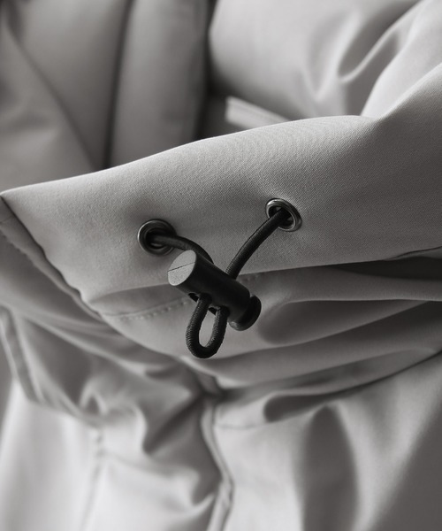 ZIP FIVE（ジップファイブ）の「【ZIP FIVE】 ボリューム ファイバーダウン 中綿 マウンテン ジャケット 撥水 / 防風 / アウター（ダウンジャケット/コート・メンズ・ホワイト/ブラック/グレー/チャコール・MEDIUM/LARGE/X-LARGE）」の7枚目の写真