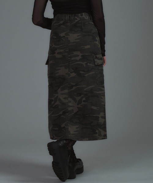 tinkerend(ティンカーエンド)の「Camouflage Slit Denim Skirt / カモフラージュ柄スリットデニムスカート(スカート・レディース・カモフラージュ・2/1)」の10枚目の写真