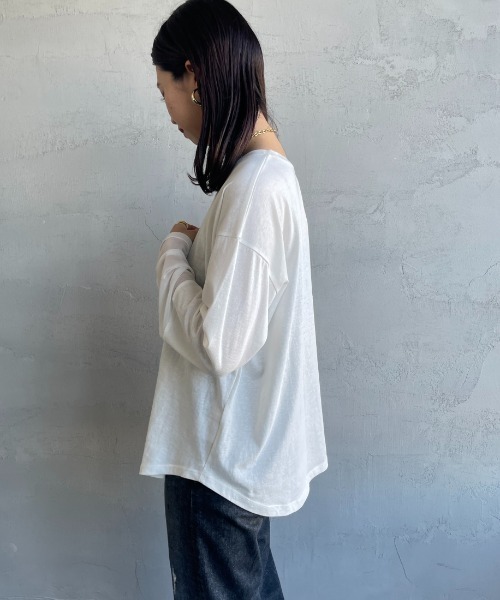 nenom（ネノム）の「[nenom/ネノム] 袖チュール切り替え シアートップス【追加】（Tシャツ/カットソー・レディース・ブラック/オフホワイト/ライトグレー・F）」の14枚目の写真