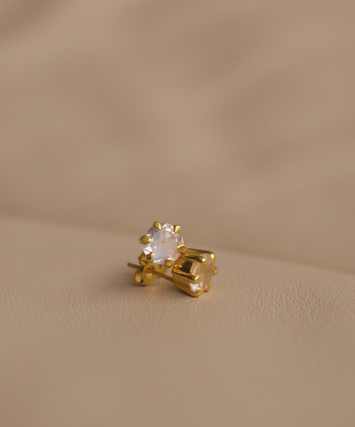 odul（オジュール）の「ODUL SLOBE別注 スターカットピアス