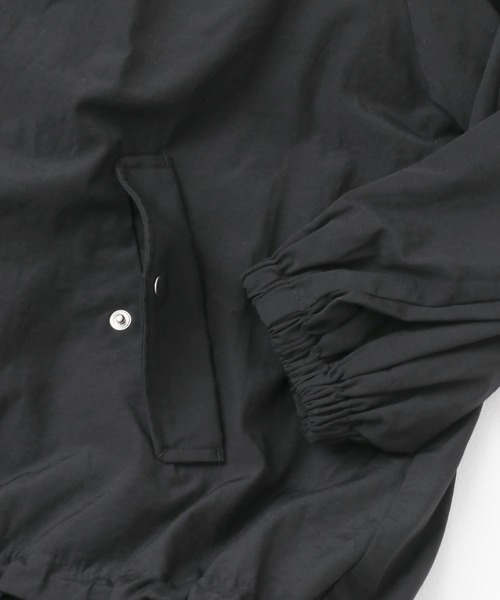 URBAN RESEARCH ROSSO WOMEN（アーバンリサーチ　ロッソ）の「ギャザーボリュームブルゾン（ブルゾン・レディース・オフホワイト/ブラック/ライトカーキ・FREE）」の13枚目の写真